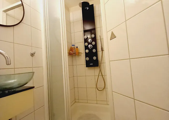 Mitten In Alt-seckbach * Frankfurt am Main