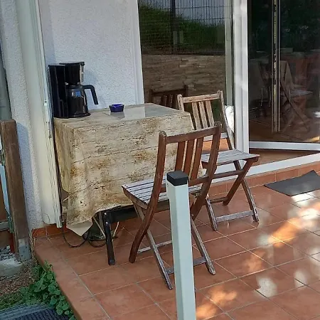 Apartment Mitten In Alt-seckbach