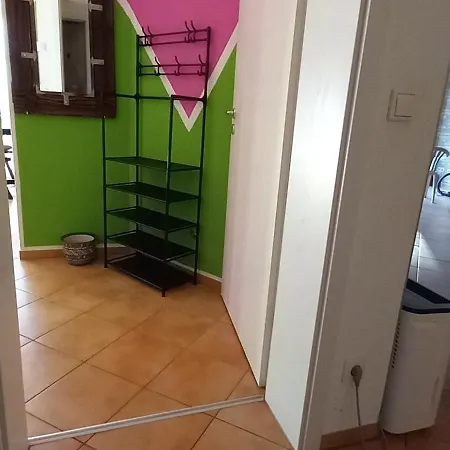 Mitten In Alt-seckbach * Frankfurt am Main